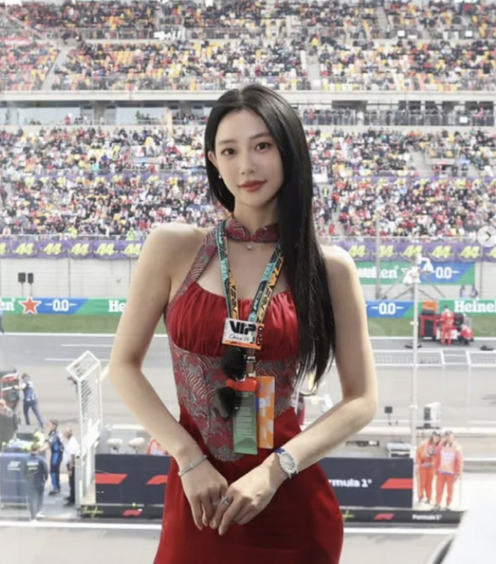 클라라, 얼굴 또 달라졌나? "중국배우 같아"[SCin스타]