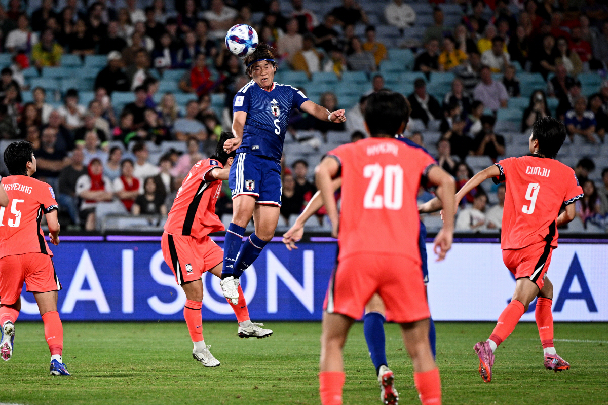 "韓 축구마저 잡았다, 日 미쳤다!" 中 깜짝 놀랐다…'해외파 대거 합류…