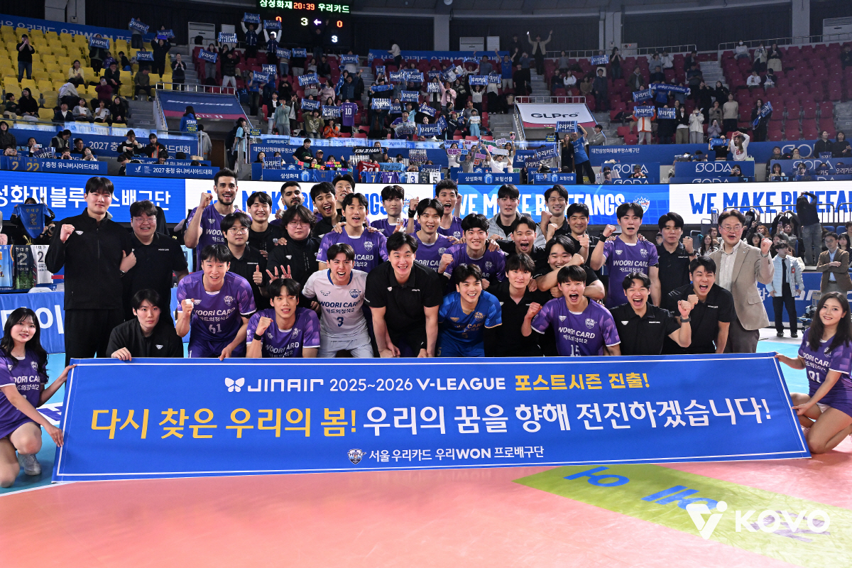 "큰 힘 얻었습니다" 후반기 승률 78% 매직…'회장님' 사랑이 빚은 '…