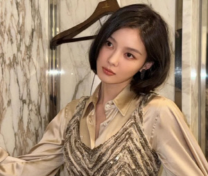 [청룡랭킹] 선주 질주 김유정, 추격하는 김소현 타이틀의 주인공은?