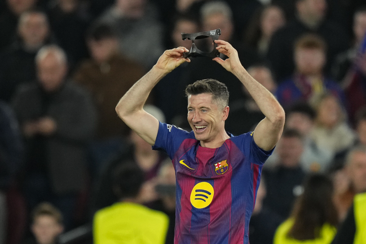 '메시 넘었다' 레반도프스키, UCL서 무려 41팀 상대로 득점! 역대 …