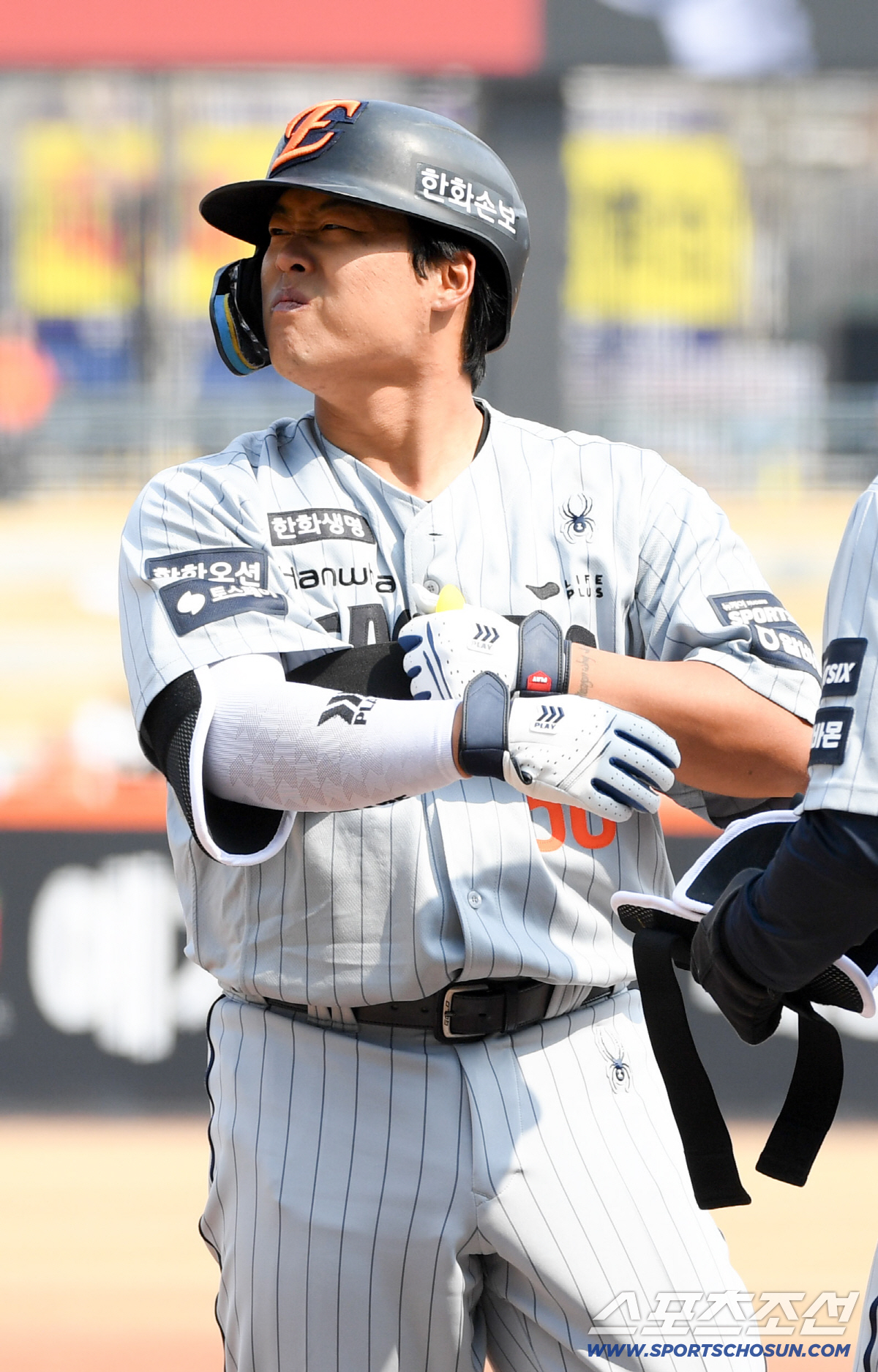 '10억-10억-9억' 역대 최고 신기록…한화·삼성 공격적 투자, 우승 …