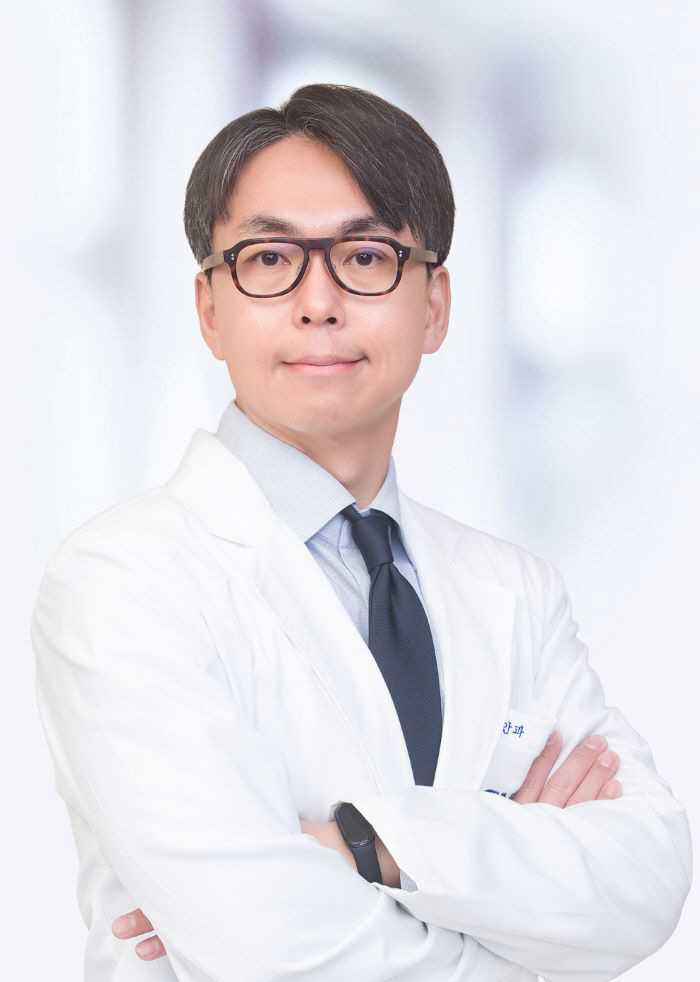 "전립선비대증 약 '알파차단제', 급성 폐쇄각 녹내장 위험 52% 높여"…