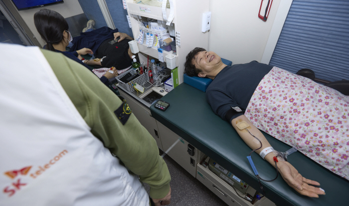 SK텔레콤, 패밀리사와 '행복나눔헌혈' 릴레이 켐페인 진행