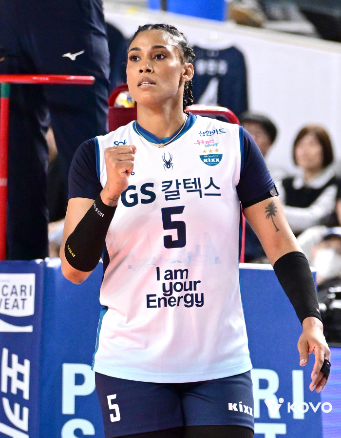 '1083득점 韓 폭격' 쿠바 괴물, 드디어 숨 쉰다…"이 결과 위해 노력했다, 자랑스럽다"