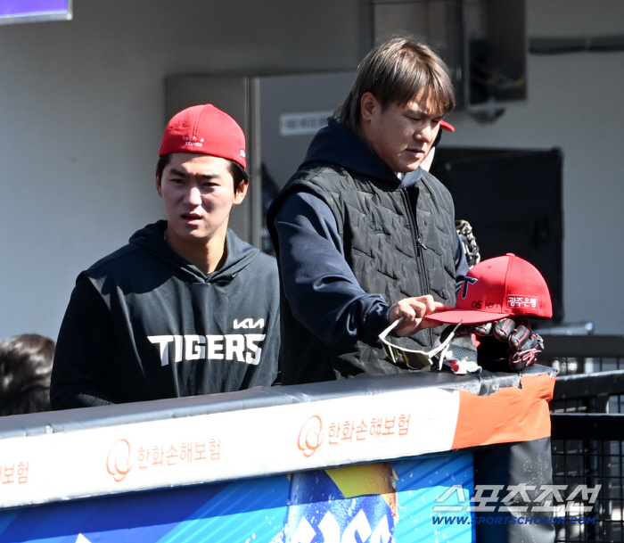 'KIA 복귀' 김도영, 4번타자 전격 출전…"시즌 때도 고려" 최형우 공백 해답 찾나