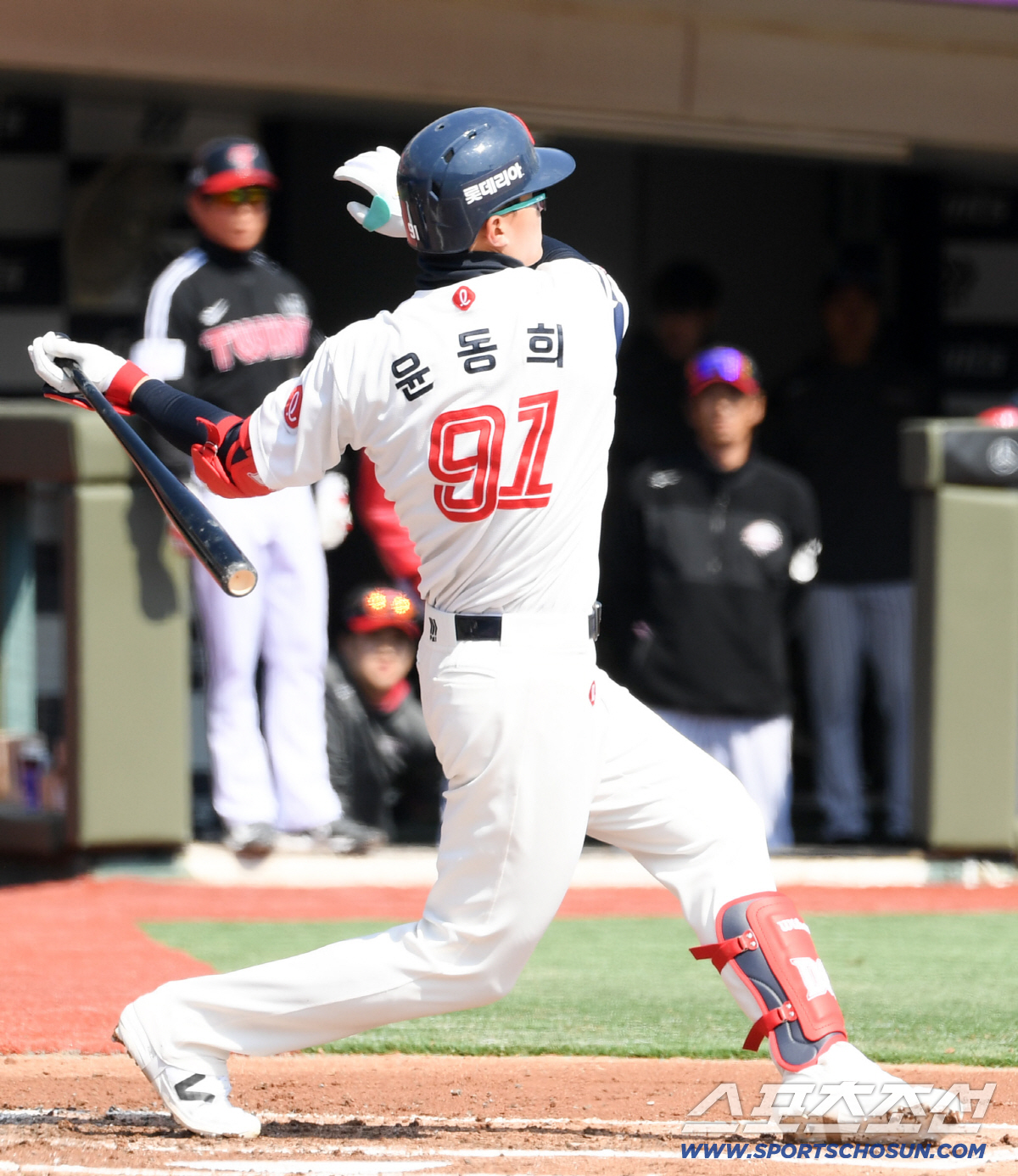 '봄의 롯데'는 베네수엘라도 이길 것 같다...2위 두산 꺾고, 파죽의 …