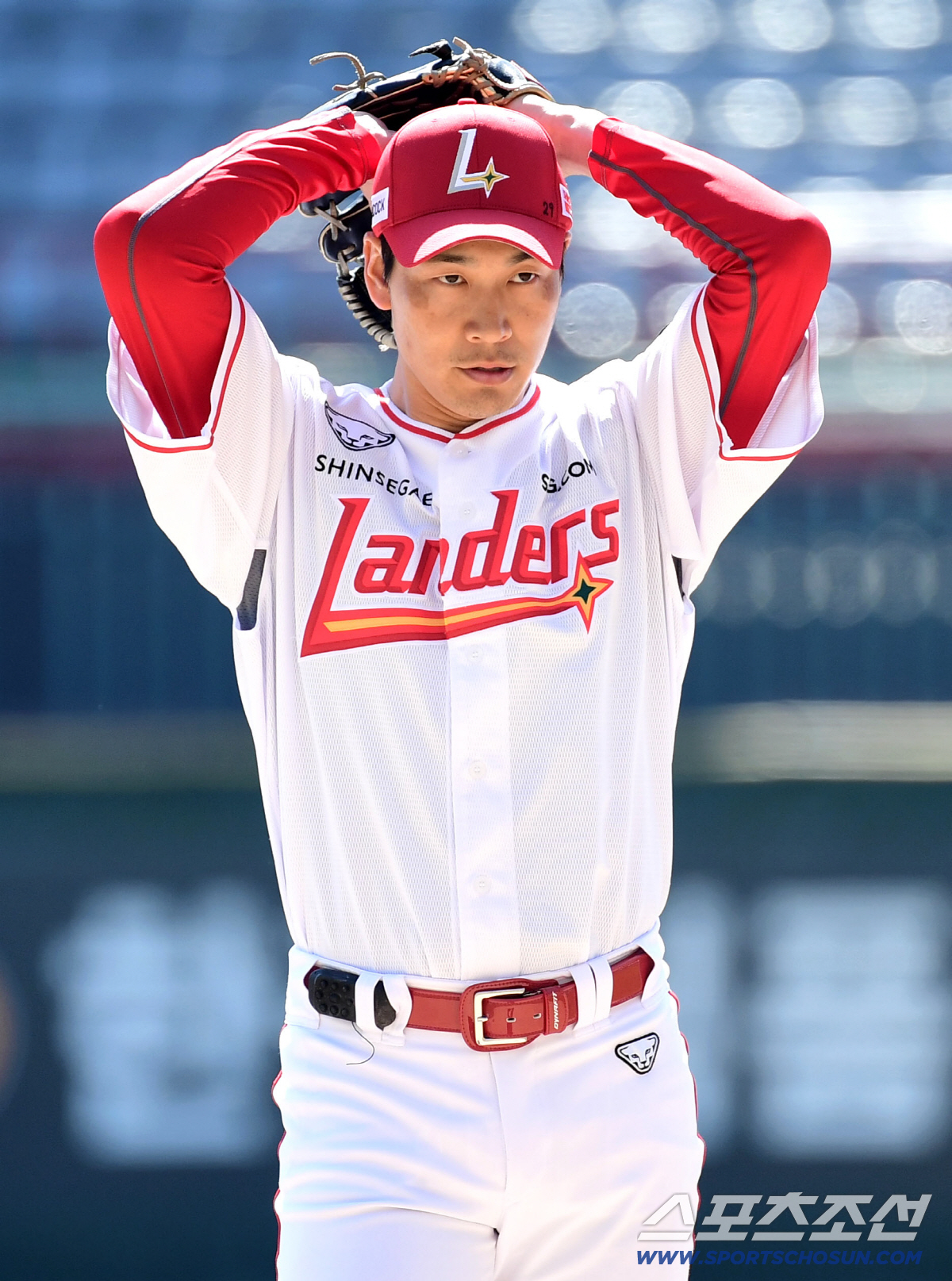 '24시간 걸린 귀국' WBC 좌완 건재 확인 → 홈런 6개 오간 대포공…