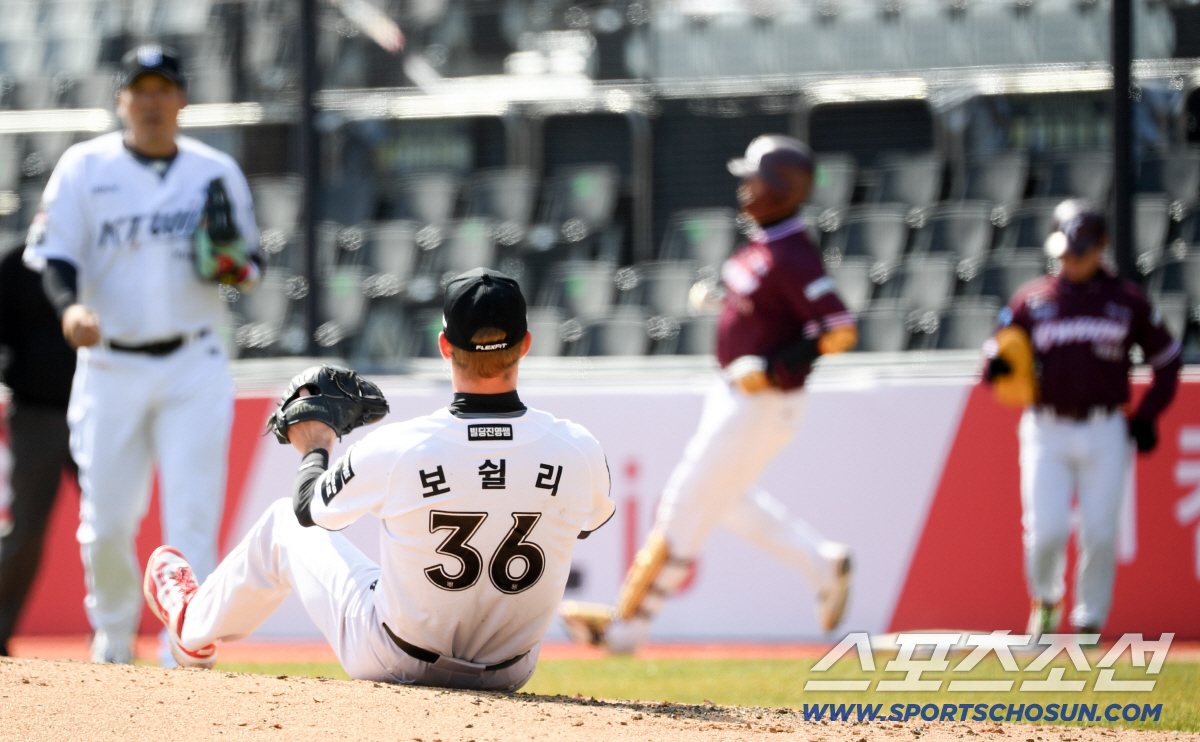 최하위 두 팀 '실전 모드' 첫날, 시소전 끝 키움 대승, 안현민, 복귀…