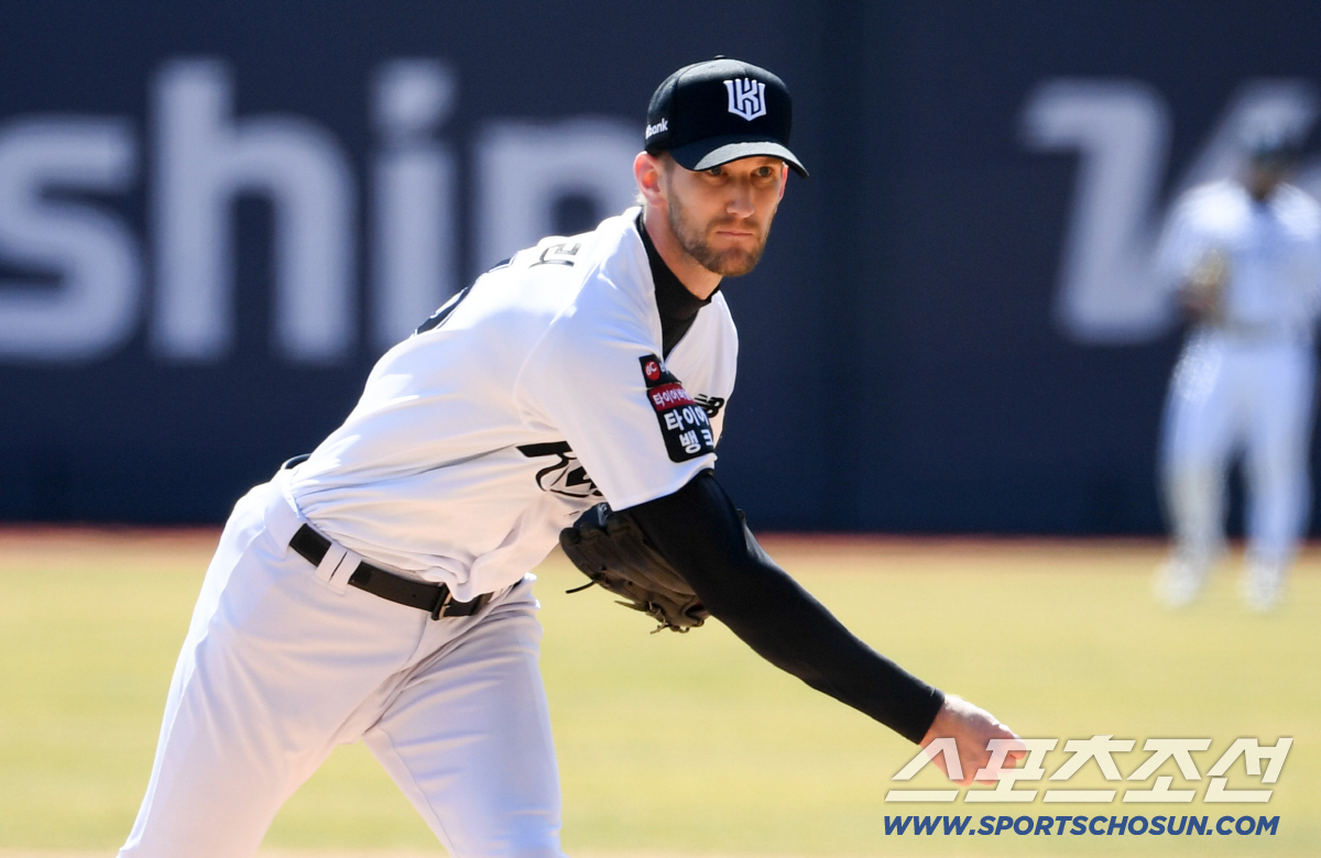 최하위 두 팀 '실전 모드' 첫날, 시소전 끝 키움 대승, 안현민, 복귀…