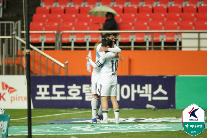 "이동경 이제 적 아닌 아군" 울산, 이번에는 '예비역의 힘'…파죽의 4…