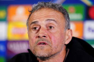 설마 '이강인 데리고 맨유' 갈까...엔리케 감독, 영입 명단 최상단 확인 'UCL 우승 변수'