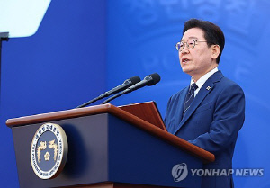 李대통령 지지율 최고치 또 경신…67%로 전주보다 1%p↑