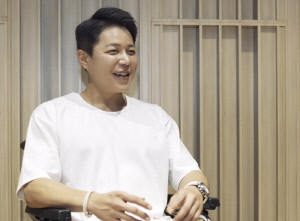 현대화, 교통사고 하반신 마비로 이혼 