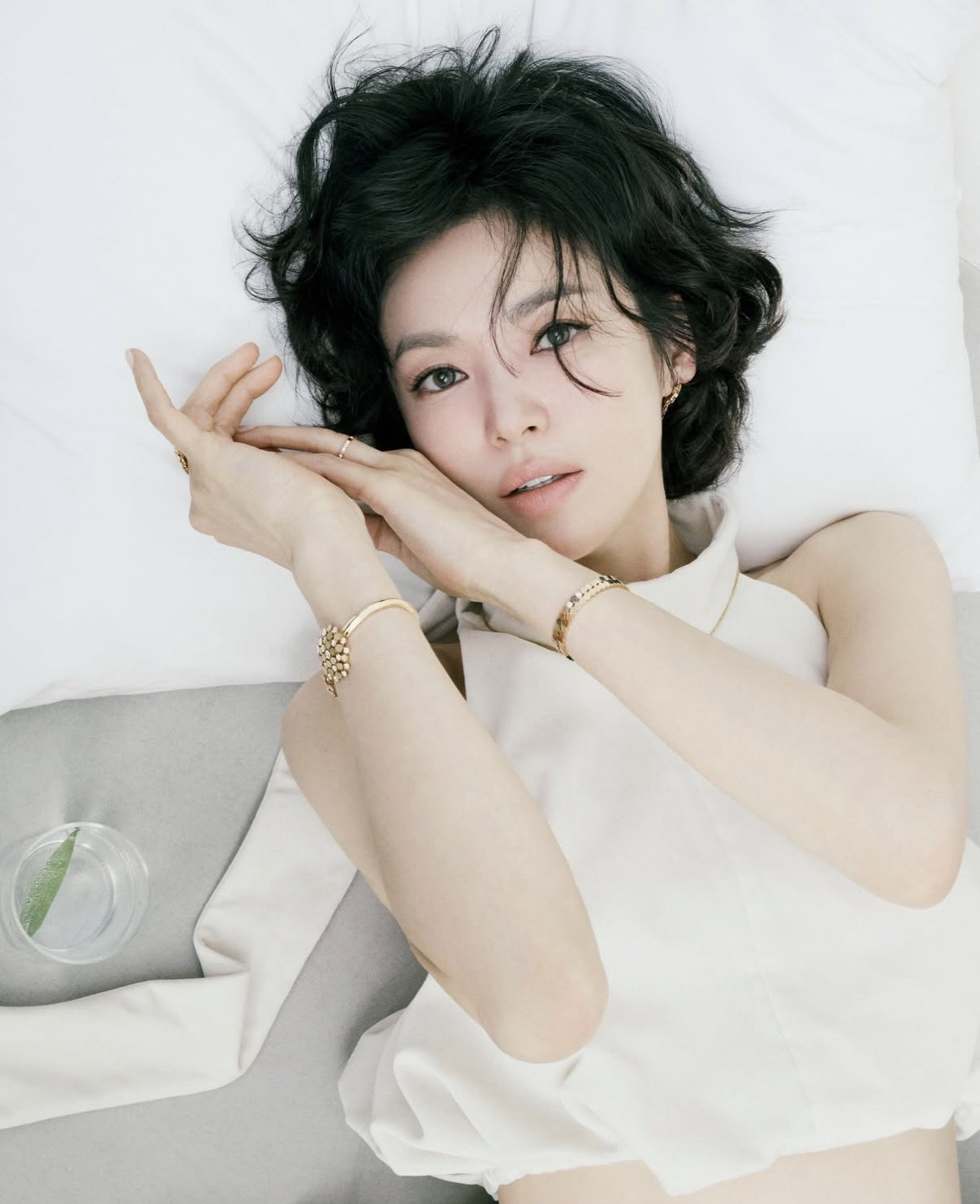 송혜교, 쫙 갈라진 복근→시스루 상반신 파격 노출까지..현장도 감탄 “전…