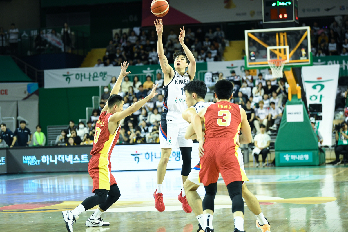 B리그 슈퍼스타의 엄지척! 정말일까? B리그 전문가의 단언, "팀 관계자…