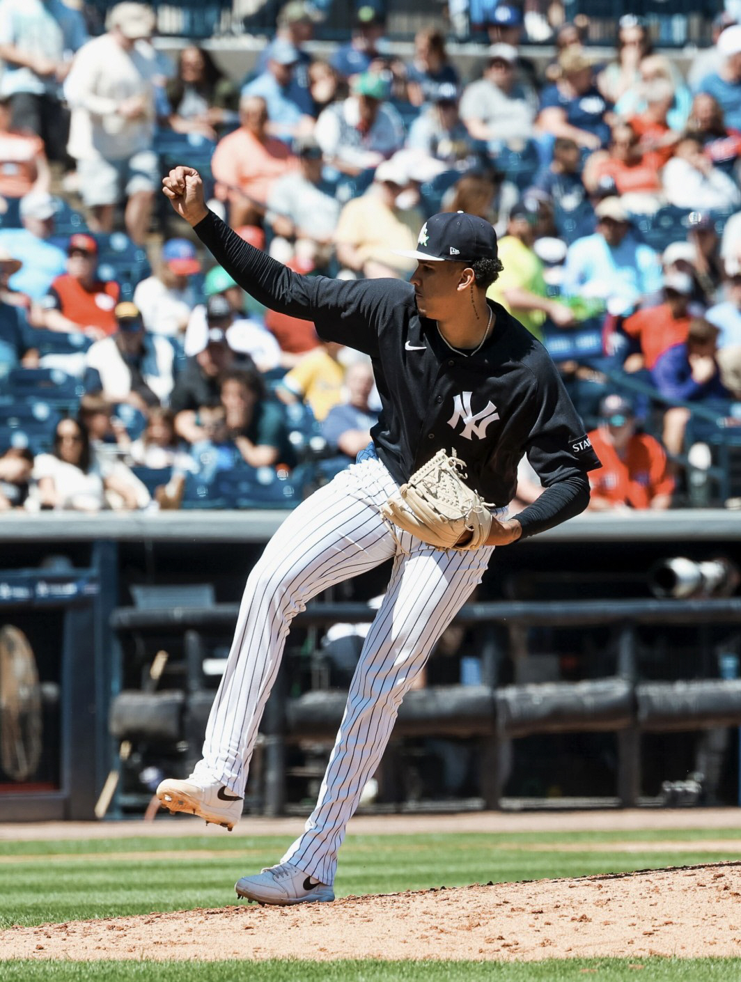 콜-프리드 선배들에 눈도장 찍은 2m1 거구, 166㎞ 캠프 강타한 양키…