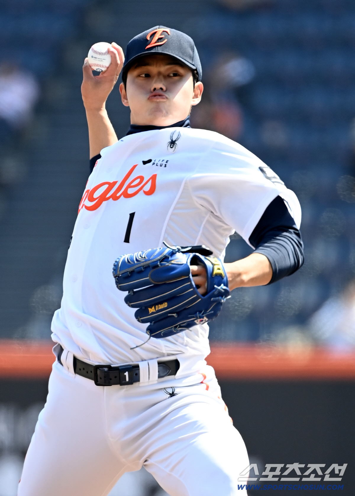 문동주가 150㎞도 안 나왔다니…"컨디션 난조" 50구 예정→32구 긴급…