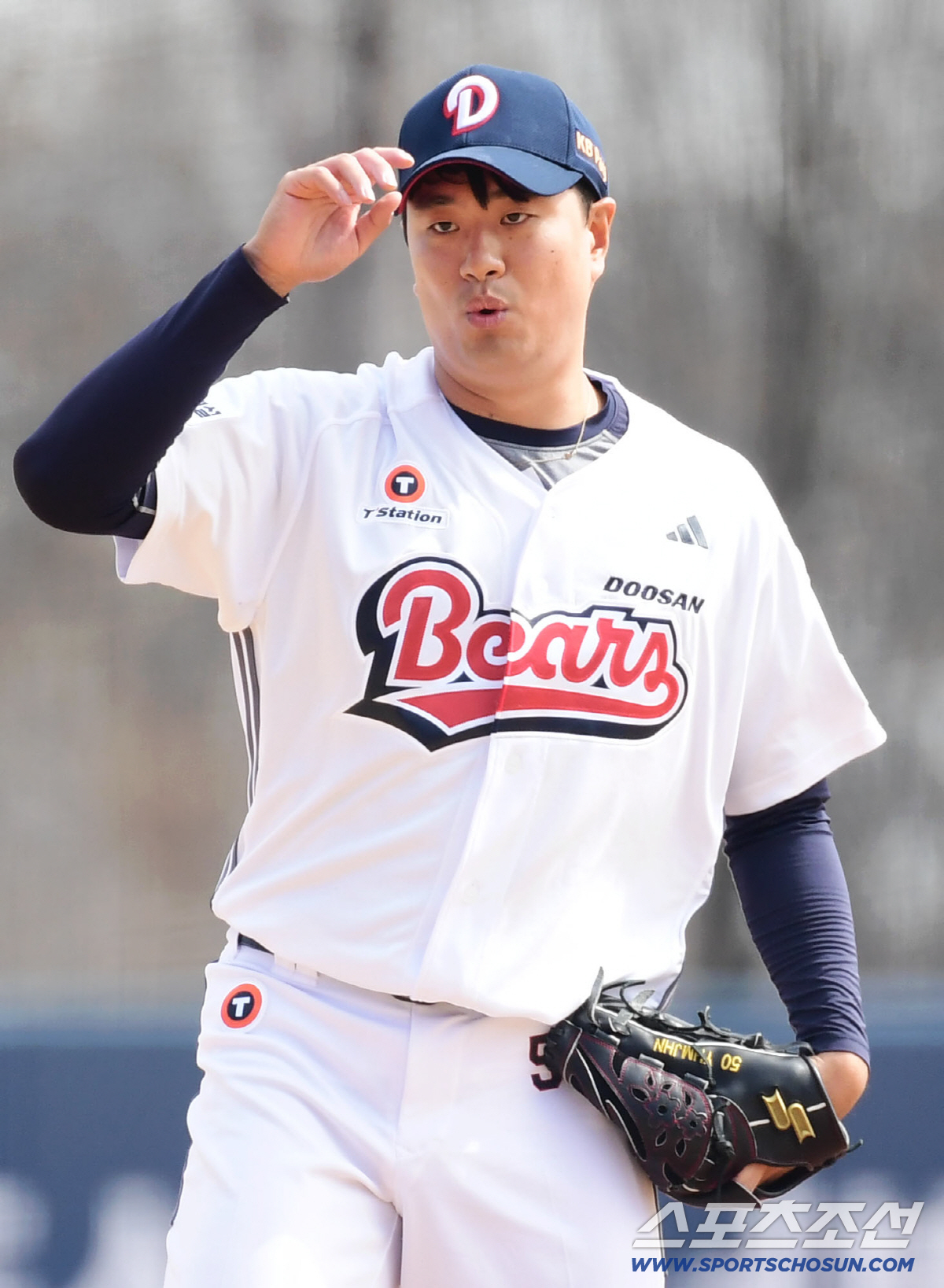 '봄의 롯데' 드디어 졌다...카메론 2G 연속 홈런포, 두산이 무패 행…