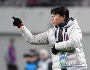 2026년 K리그1 '최다 관중' 갈아 치울까…FC서울 '뒤늦은' 홈 개막전, 역사와 전통→다양한 이벤트 '펑펑'