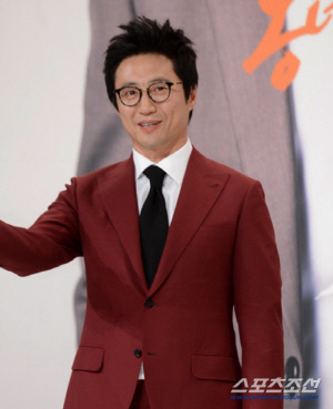 '13년차 화가' 박신양, 직접 그림 그렸다...'런닝맨'서 공개한 범접불가 실력