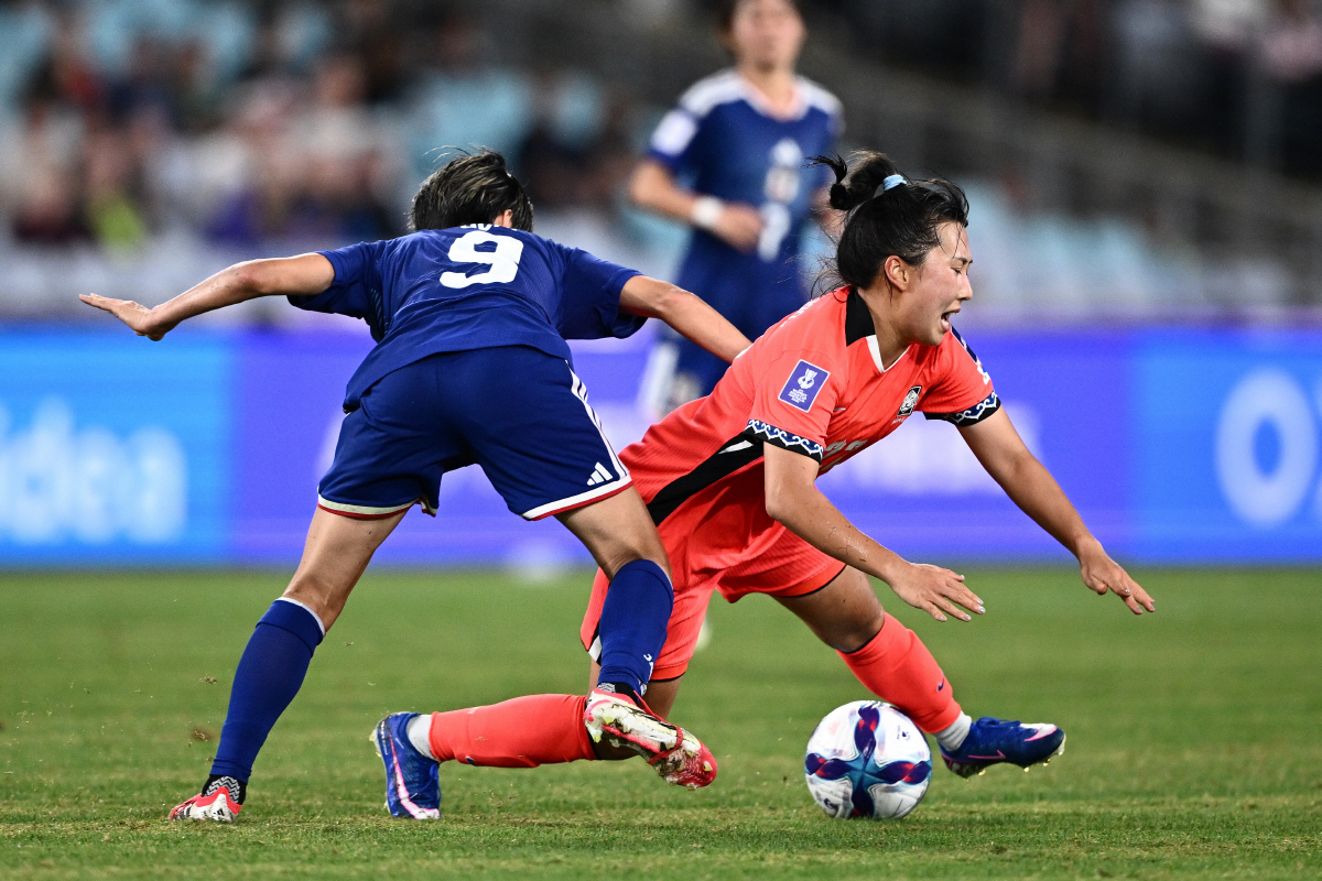 "초대박!" 日, 대한민국 잡고 환호…4강 한일전 승리→FIFA랭킹 '임…