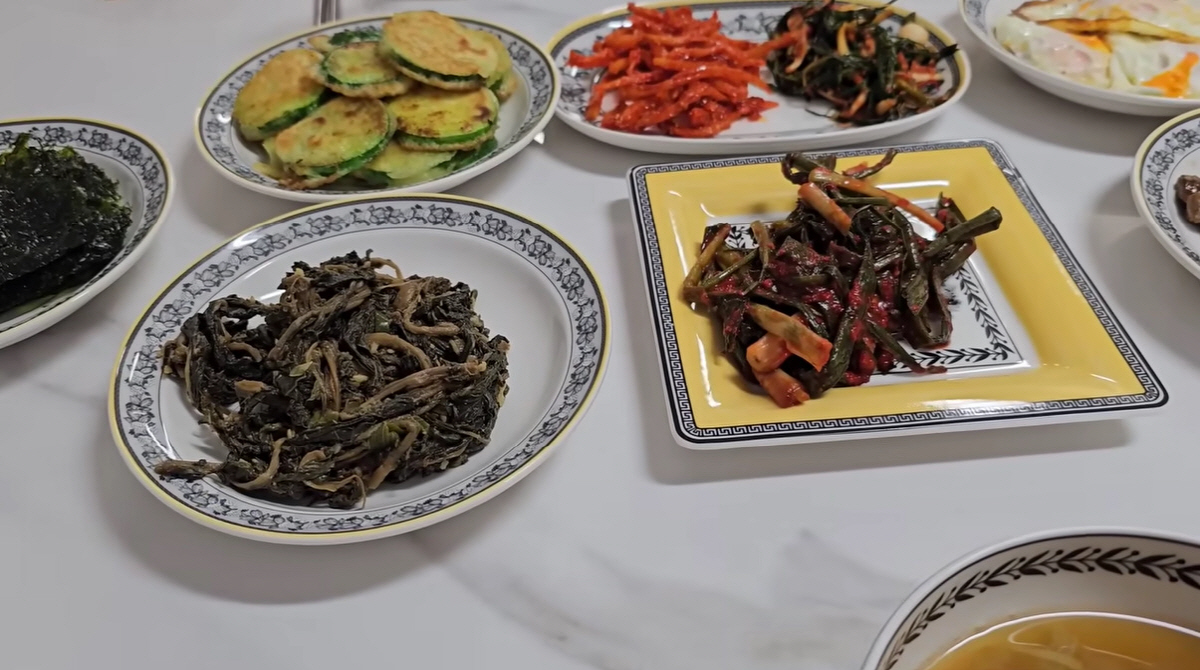 '시험관 도전' 55세 심현섭, ♥정영림표 건강밥상 자랑 "나 만나고 요…