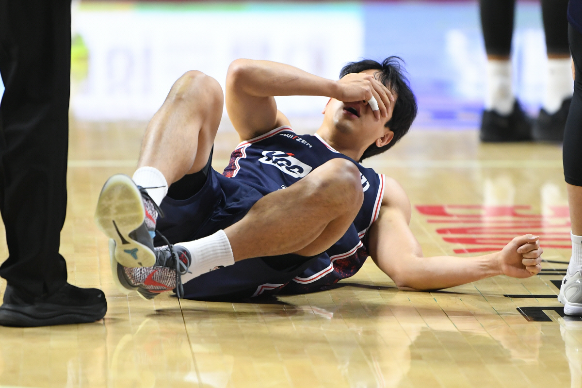 고양 소노 9연승 질주, '봄 농구' 굳히기 돌입…부산 KCC 3연패 탈…