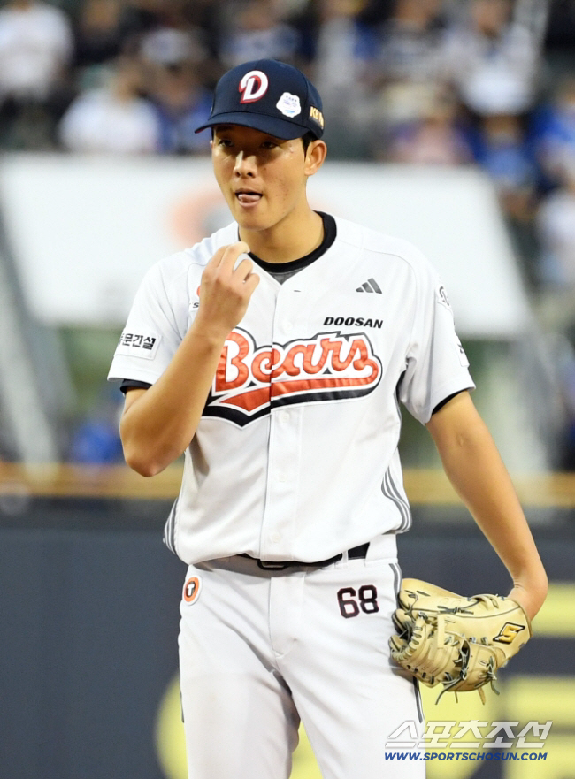 주우면 임자인데, 왜 다들 떠먹질 못하나...두산, 선발 집단 부진 어쩌…