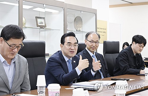 박홍근 "부동산 세제, 장기적 시계의 심층연구 필요"