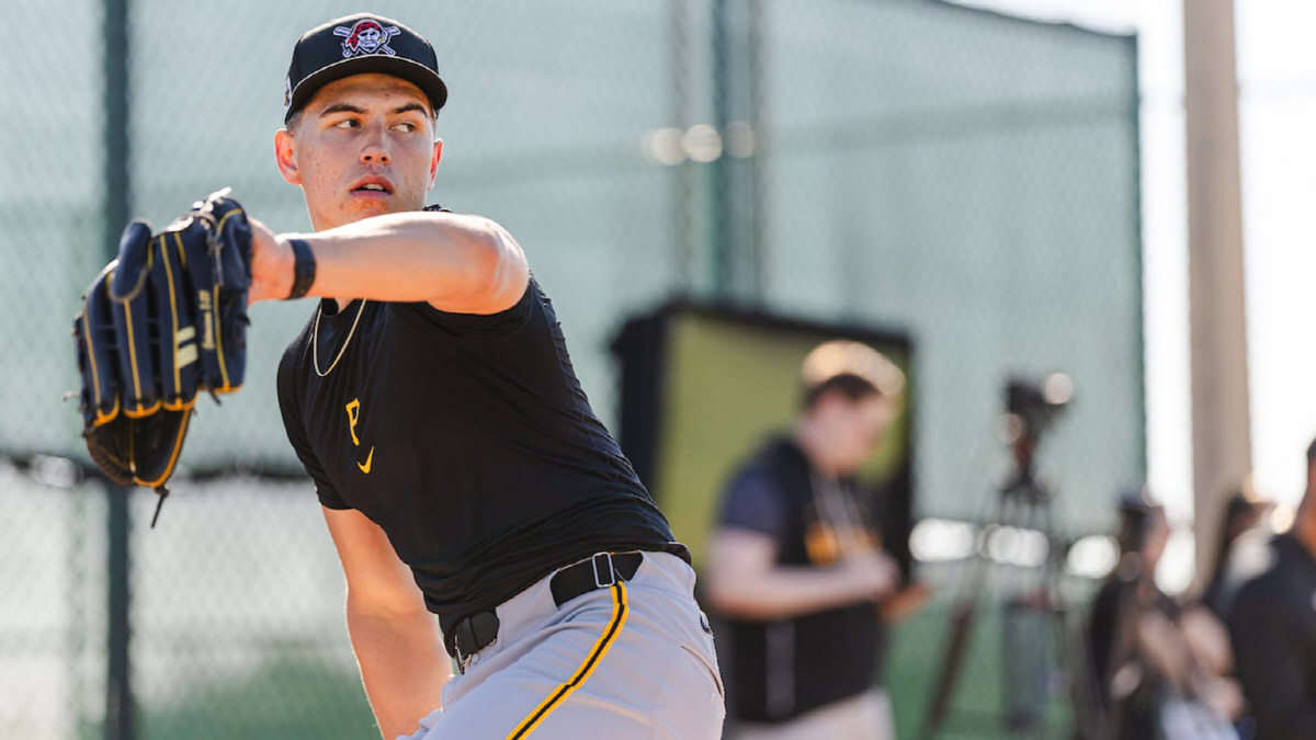 "미친, 이게 뭐야?" 타자가 욕했다. 164km 던지는 괴물 신인 투수…