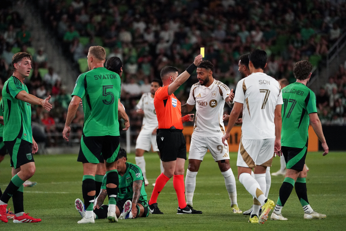 '스피드가 예전만 못하다' 최전방 복귀한 손흥민, 또 다시 침묵 '8경기…