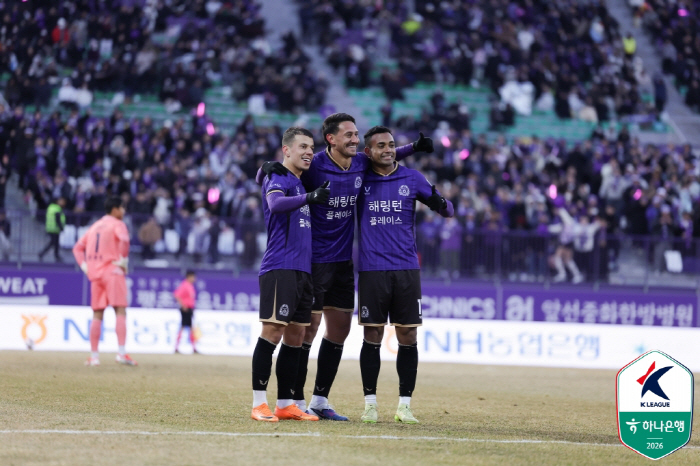 '마테우스-엘쿠라노-아일톤 출격' 안양vs '무고사-박승호 선봉' 인천,…