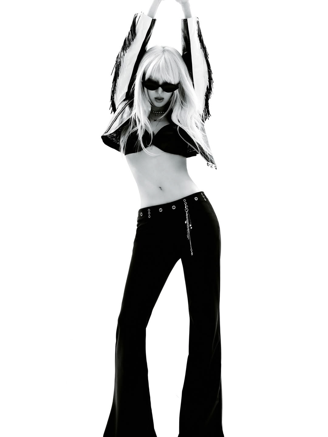 소녀시대 효연, 금발에 파격 노출까지…춤으로 다져진 탄탄 몸매에 '깜짝'…