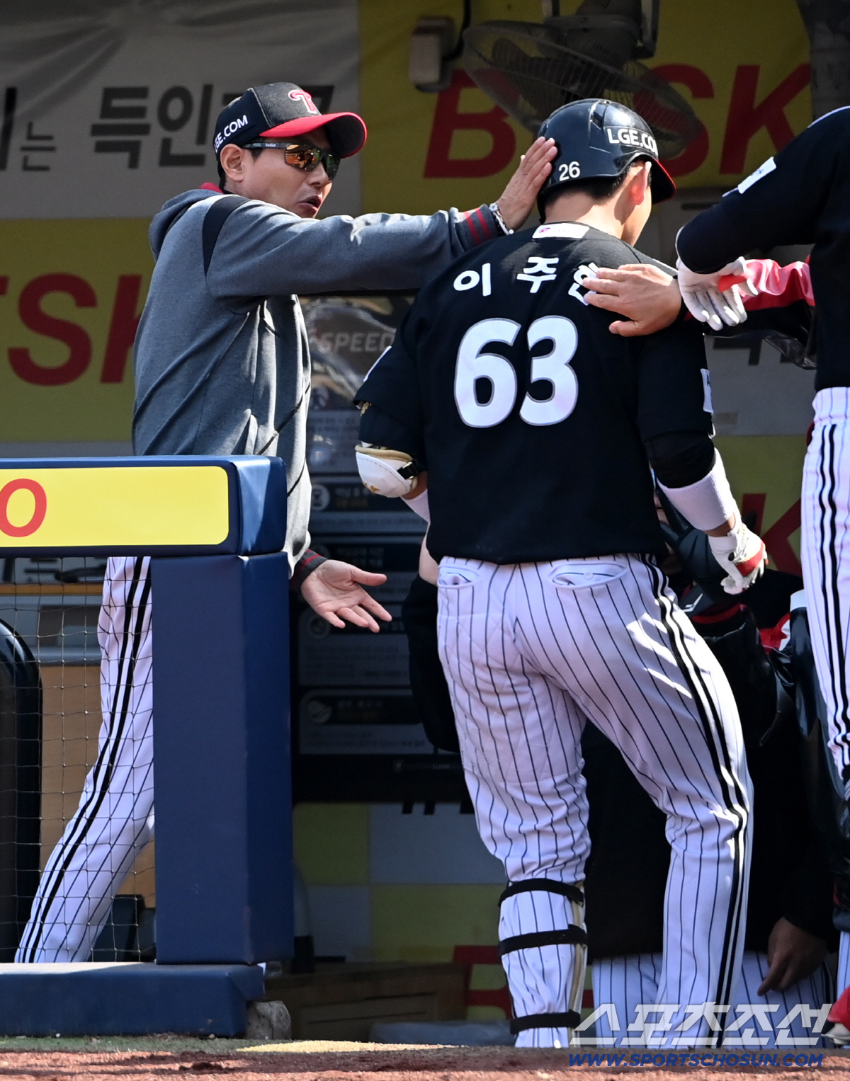 구자욱은 돌아섰는데… '홈런 치는 백업 포수' 또 넘겼다… 시범경기 벌써…