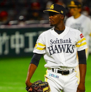 개막 5일전인데? '김도영 만루포' 그 투수, 우승 이끈 MVP가 실종됐다…소속팀도 사실상 '포기'