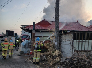 인천 강화 단독주택 화재로 1명 중상…