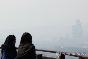 낮 최고 21도 완연한 봄 날씨…수도권 등 미세먼지 '나쁨'