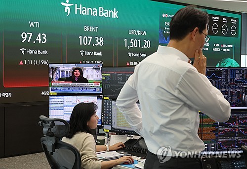 "해외로 가던 투자자금, 이란전쟁에 미국으로 유턴"