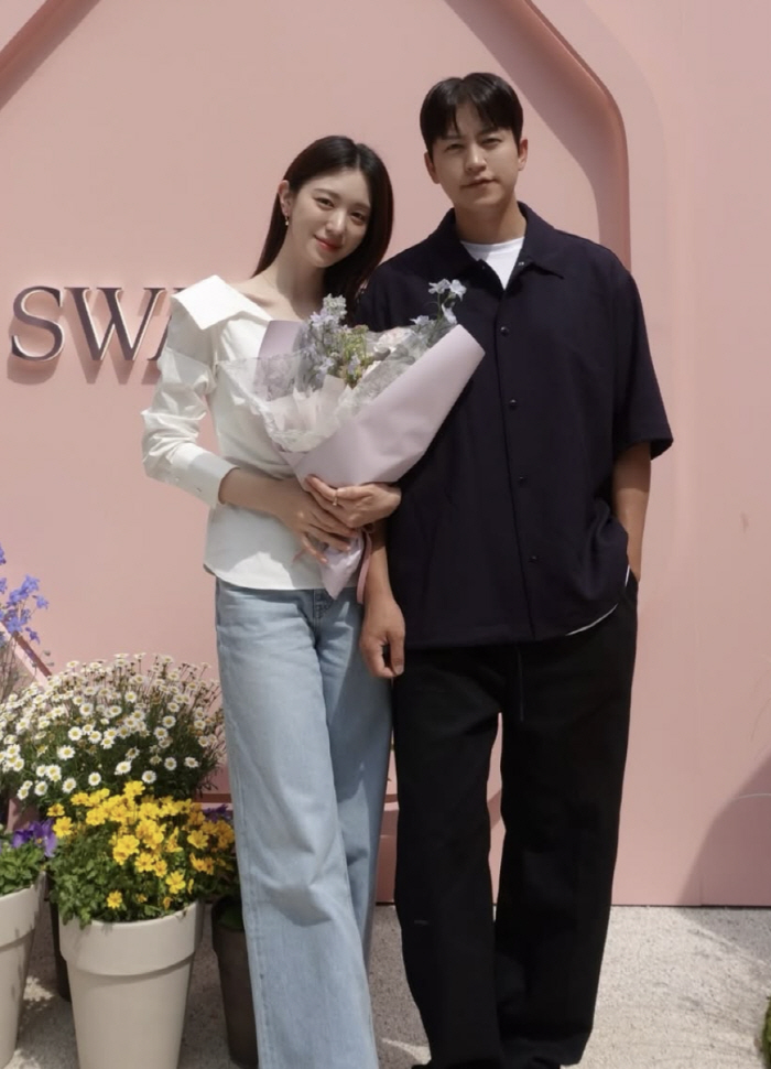 얼짱 방송인 A씨, 대한항공 사무장 출신 남편 불륜설에 입 열었다