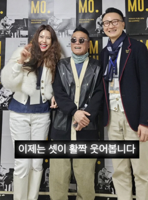 김건모, BTS와 겹친 마지막 공연서 공개 프러포즈 받았다[SC이슈]