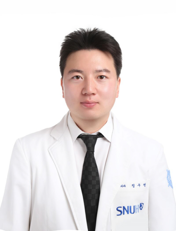 '늑간 보존 로봇 폐암 수술법' 안전성·효과성 입증…숨은 림프절 전이까지…