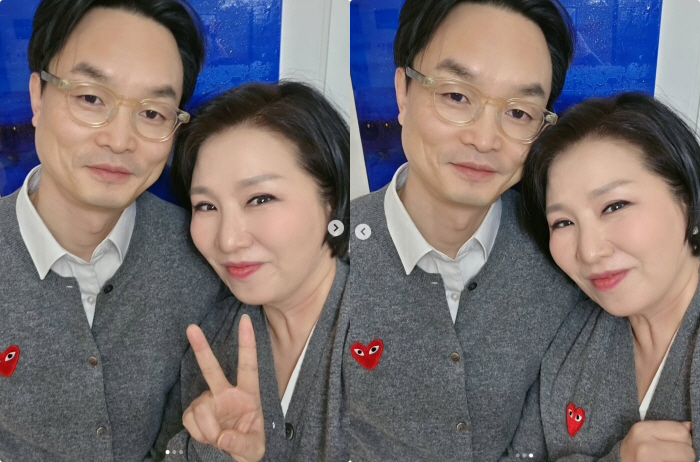 이호선, ♥연세대 교수 남편과 커플룩 '럽스타'.."지금도 참 좋아, 할머니 돼도 내 영감이길"