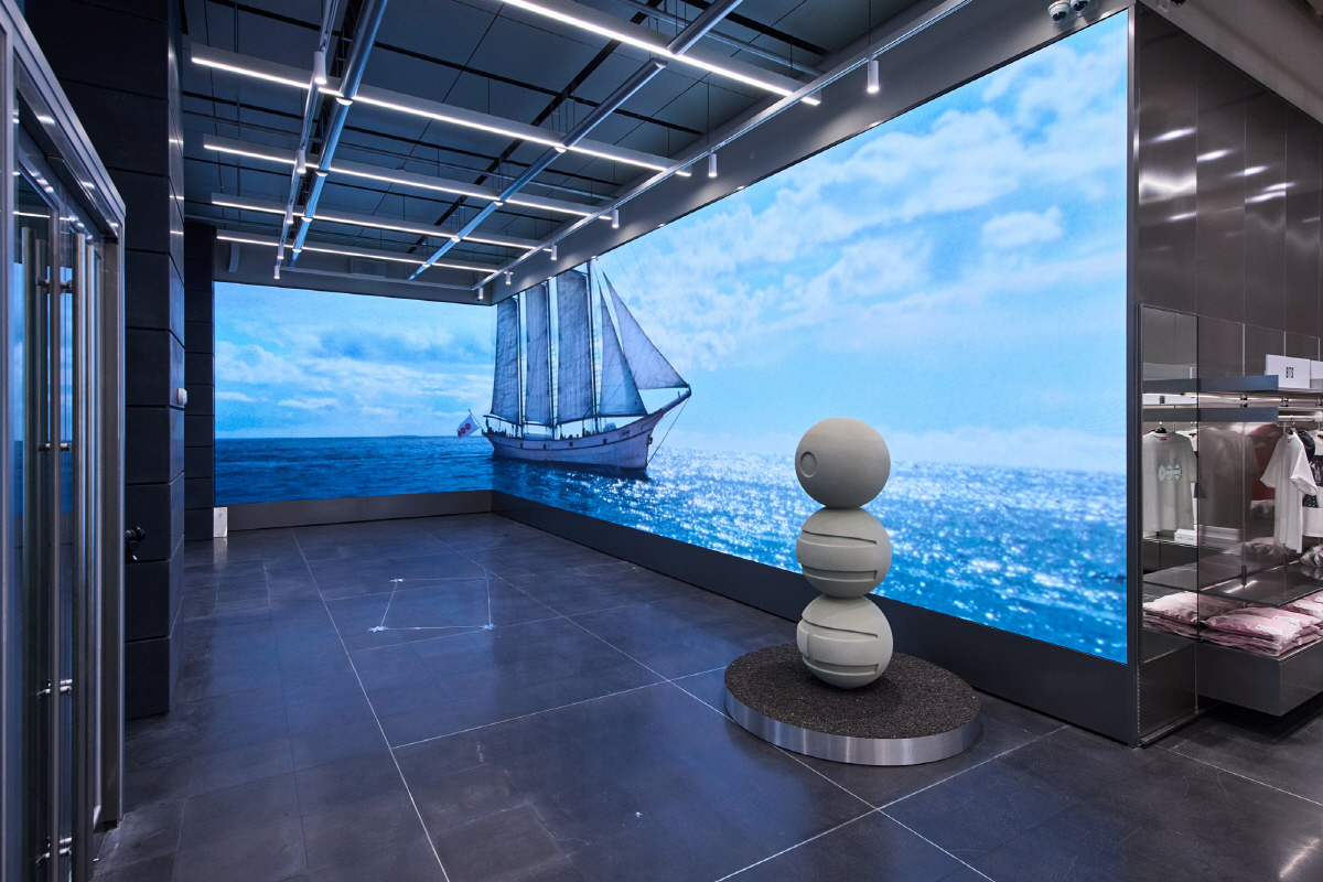 하이브 용산 사옥 팬에게 문연다… 1층에 팝업스토어 공간 조성[고재완의 …