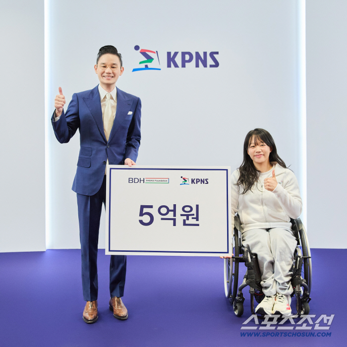 "'금2X은3 스마일리' 김윤지 포상금 5억원!" 장애인체육♥ 배동현 회장,노르딕 대표팀 전원에 순금 20돈 메달-3000만원 역대급 포상금 '이런 스포츠 리더가 또 있을까'[오피셜]