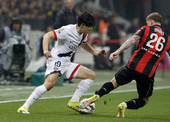 대한민국 살았다, '韓 에이스' 이강인 발목 박살날 뻔, 월드컵 출전 불발 위기 아니다...다만 코트디부아르전 결장