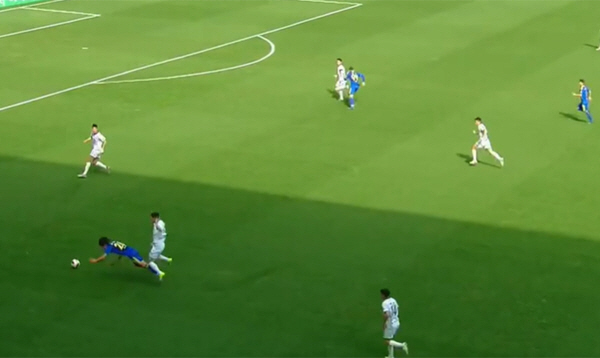 "김길리처럼 인코스를 파고들었다" '전설의 치달' 소환한 조현택의 40m…