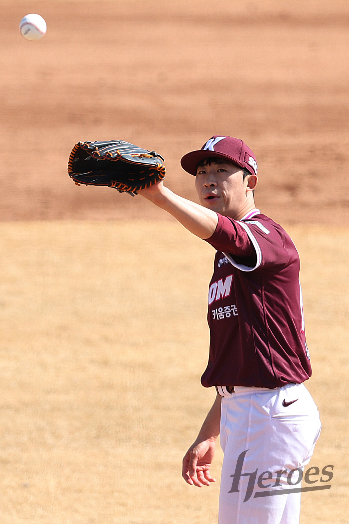 '4이닝 7K 무실점' 대졸 6년차 무명의 반란!…한화서 못핀 재능, 키…
