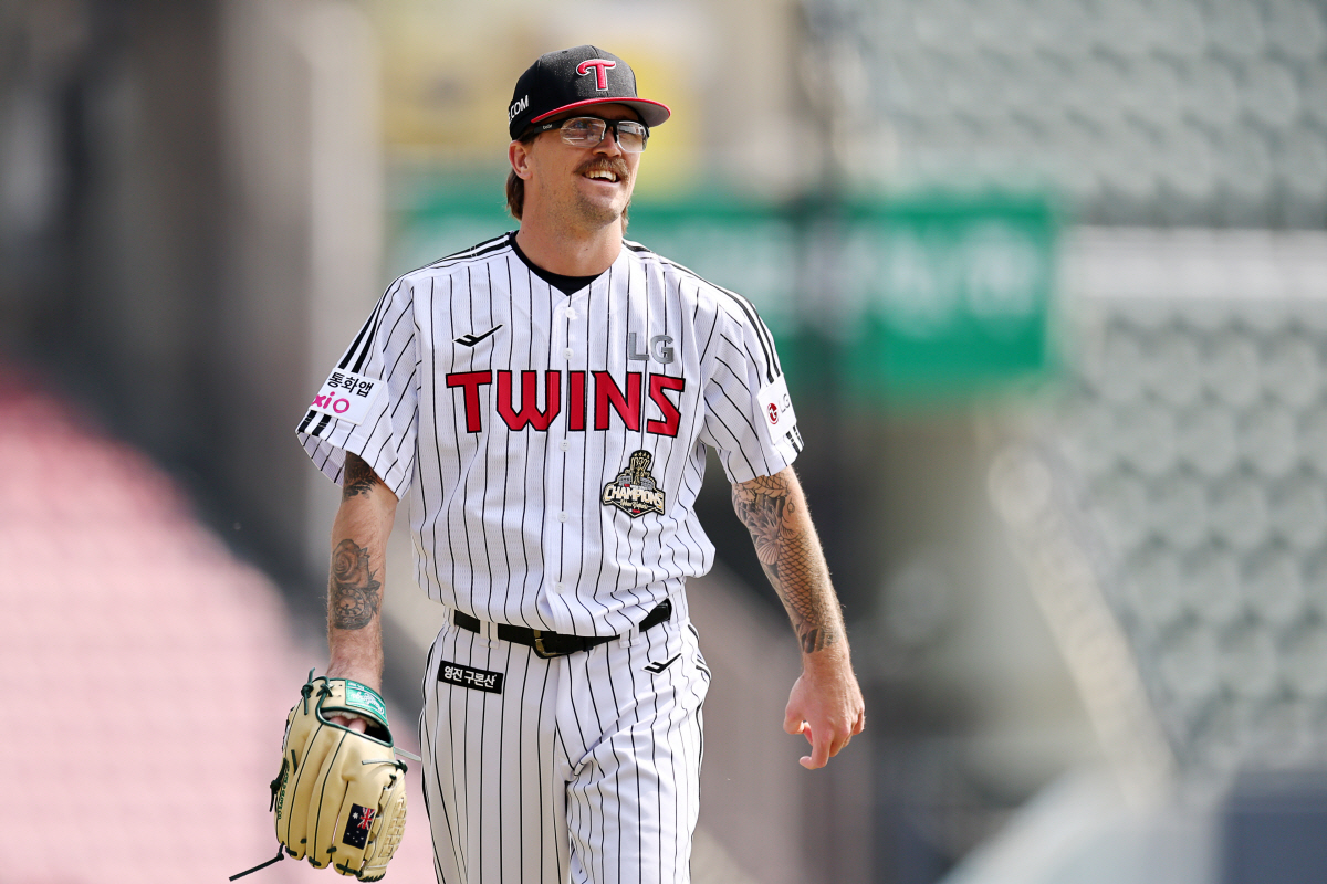 '전체1픽' 박준현 4실점 난타 → 7회에만 16점 났다! 빅이닝 주고받…