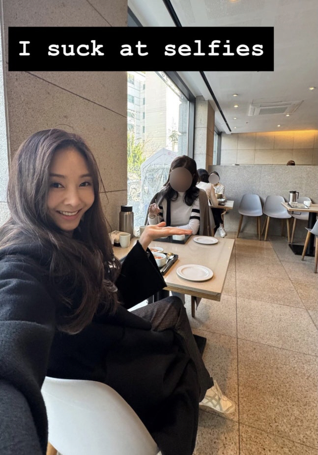 '성매매 벌금형' 지나, 10년만 가수 복귀하나…새벽 2시 작업 근황 포…